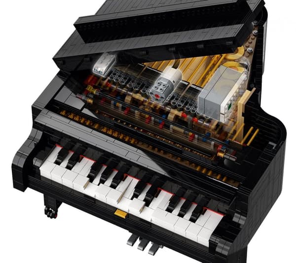 LEGO Ideas 21323