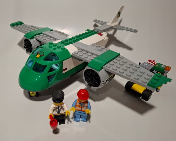 LEGO City: 60101 – Cargo Plane