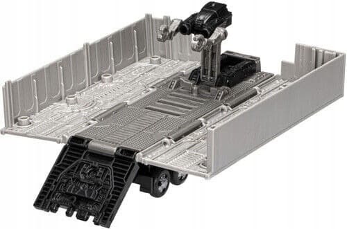 Hasbro Fans Transformers Generations: Leader Class – Volvo VNR Optimus Prim