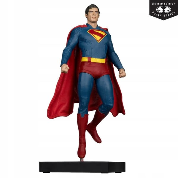 McFarlane Toys Superman 2025 Statue, 35 cm