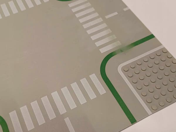 190A23. LEGO thin building plate 32x32, damaged 607