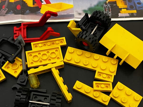 6630 LEGO Small Loader