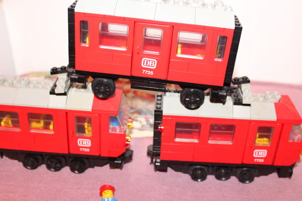 LEGO CITY TOWN TRAIN 7725 set with TRAIN INSTRUCTIONS