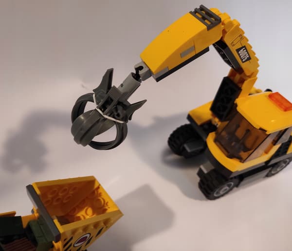 LEGO City: 60075 - Excavator and Lorry