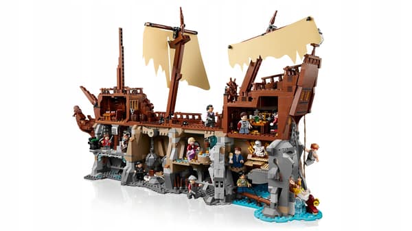 LEGO IDEAS 21363 The Goonies