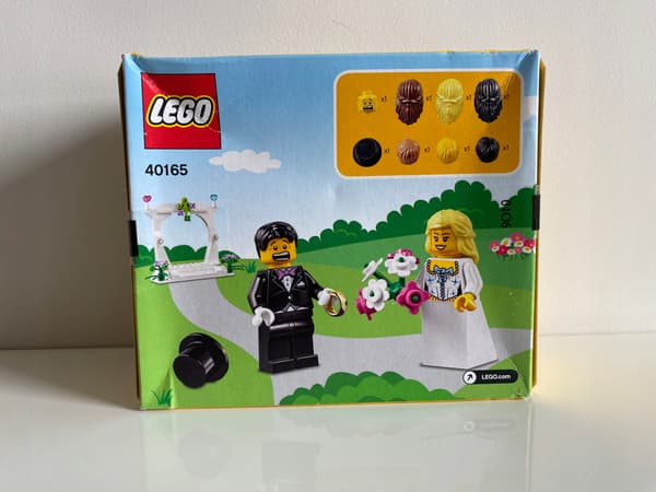 LEGO 40165 Mini-figures: Wedding Gift Set, 89 pieces