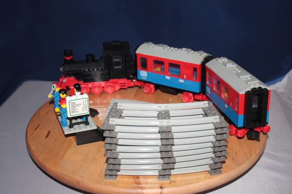 Lego Train 4.5V 7715 Passenger Train