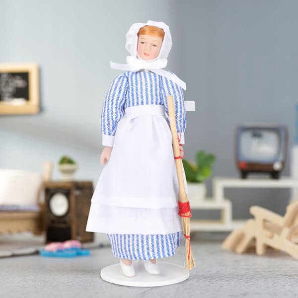 DECORATIVE MINIATURE CHEF FIGURINE MADE FROM DURABLE CERAMICS AND FABRIC
