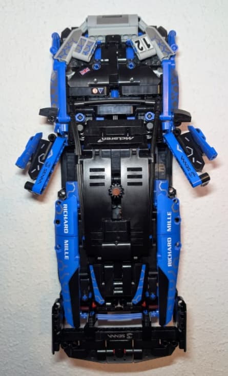 Wall Mount for the LEGO Technic 42123 McLaren Senna GTR