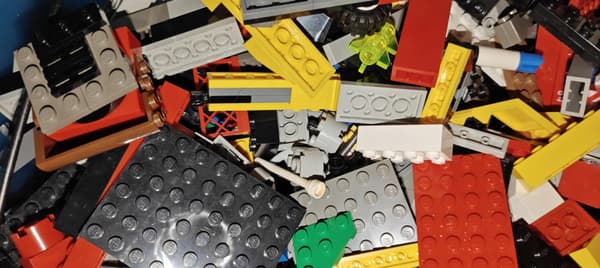 LEGO BRICKS BY WEIGHT, ORIGINAL RANDOM MIX 0.5 KG