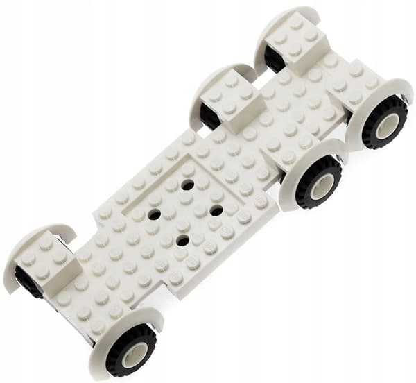 LEGO white chassis, mudguards 52037, 50745 mixed wheels