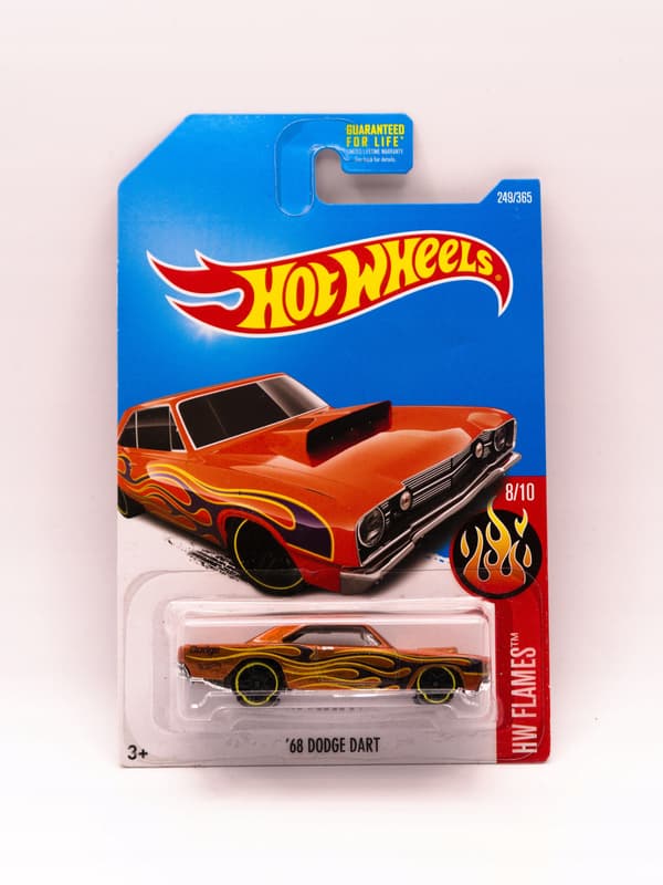HOT WHEELS '68 Dodge Dart Red