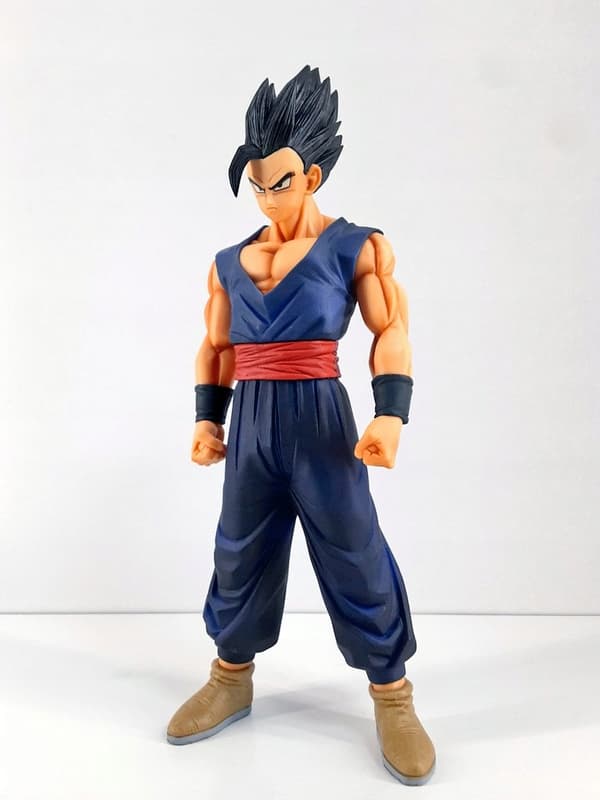 DRAGON BALL FIGURINE: Hero Ultimate Gohan Masterlise