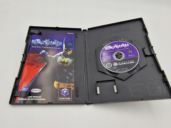 NINTENDO GAMECUBE BATMAN: DARK TOMORROW