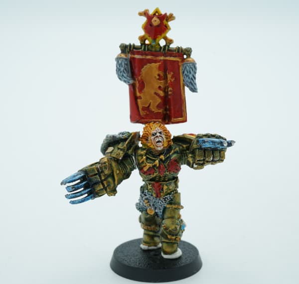 Warhammer 40K Space Wolves Wolf Guard with Wolf Claws metal figurine