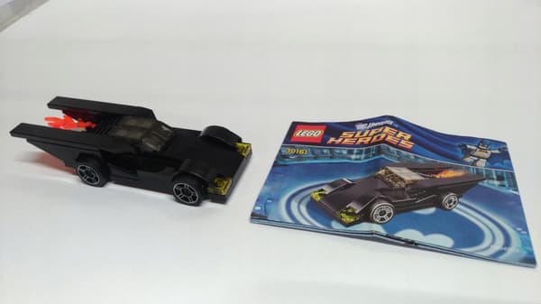 145 LEGO Super Heroes 30161 Batmobile polybag