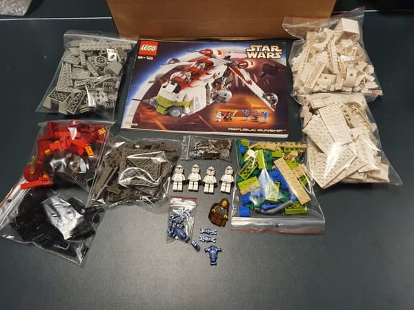 LEGO Star Wars 7163 Republic Gunship