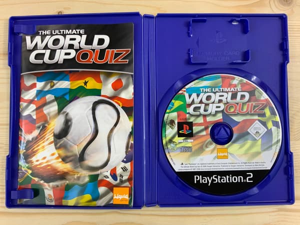 THE ULTIMATE WORLD CUP QUIZ – perfect condition PS2 game set