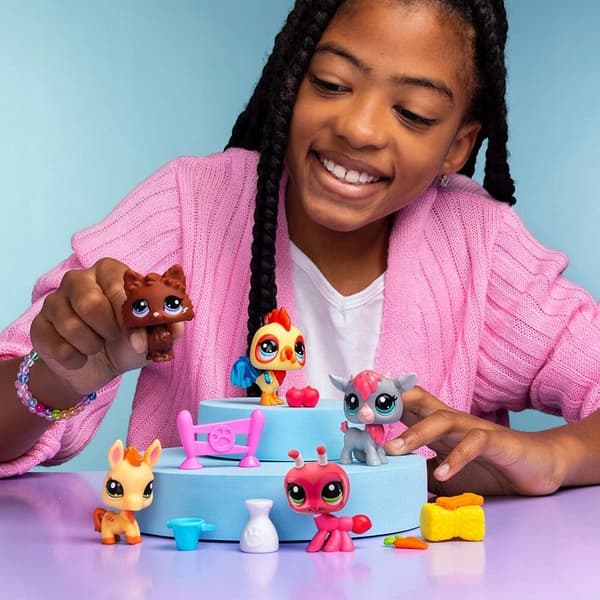 LITTLEST PET SHOP FARM SET + 5 LPS animal figures + accessories CODE