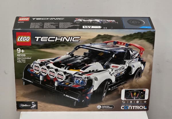 LEGO Technic 42109 Top Gear Racing Car