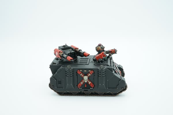 Warhammer 40k Blood Angels Razorback Tank plastic model
