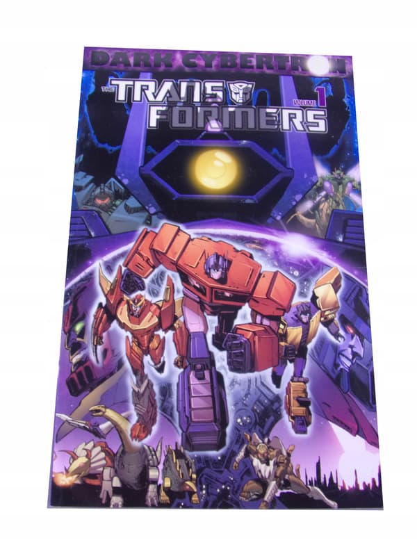 THE TRANSFORMERS: DARK CYBERTRON 1, 2014, English-language edition