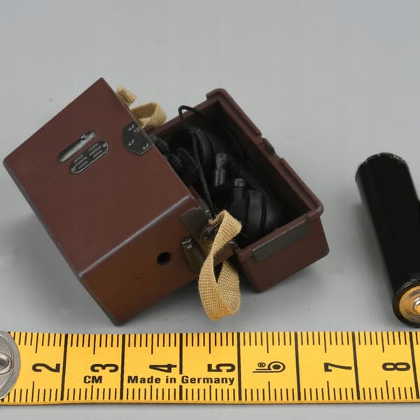 1/6 scale mobile phone model – Mini realistic accessories for action figures, aged 12 and over