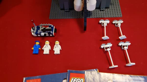 LEGO Creator 10213 Shuttle Adventure – second-hand