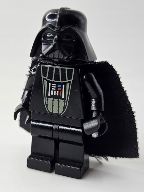Lego Star Wars minifigure sw0004 Darth Vader DEFECT /