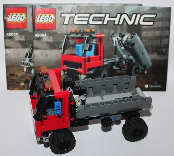 Lego Technic set 42084: The Hooker