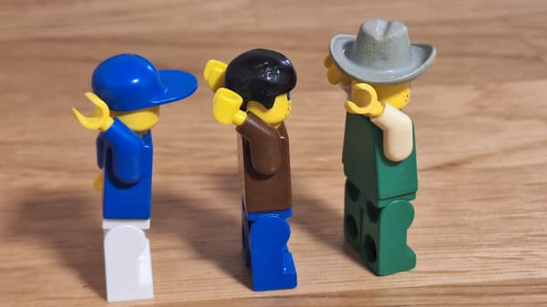 Lego 6665 – River Runners – 100% complete.