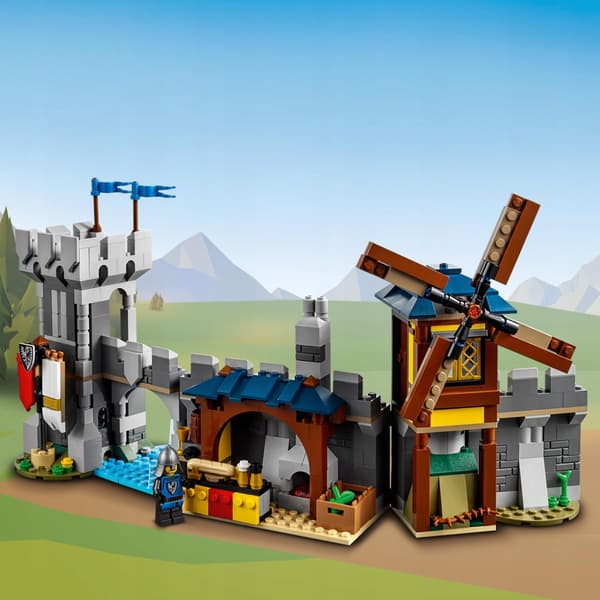 LEGO Creator 3-in-1 Medieval Castle 31120