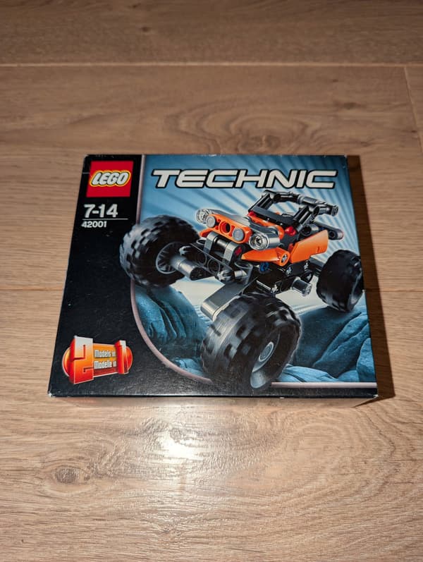 LEGO 42001 Technic 2-in-1 – Small off-road car, 4x4 buggy