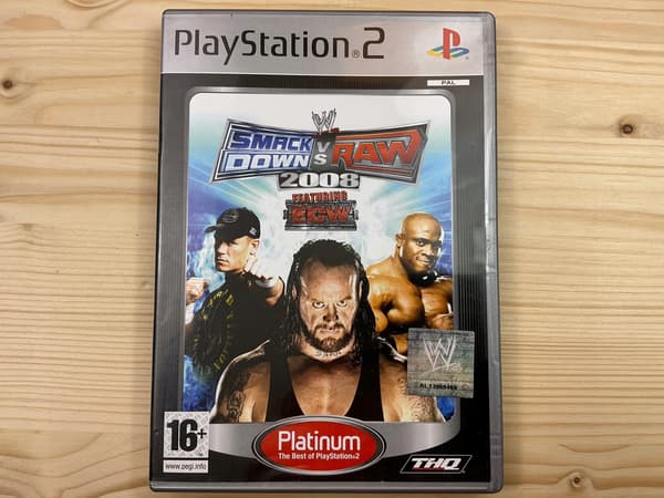 WWE SMACKDOWN VS RAW 2008 – in perfect condition – complete PS2 set