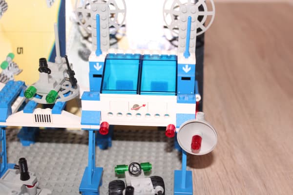 LEGO SPACE CLASSIC 6930-2 INSTRUCTION MANUAL: Space Supply Station SET