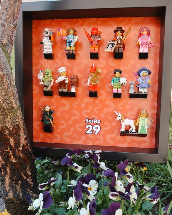 LEGO MINIFIGURES FRAME 71052 SERIES 29 27CM