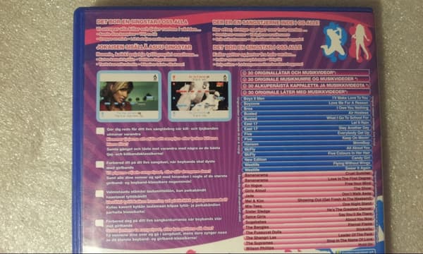 SingStar: Boy Bands vs Girl Bands - PS2