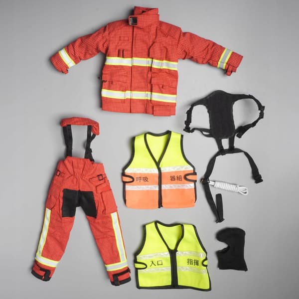 1:6 Scale Firefighter Suit Model Realistic Firefighter Costume Red Outfit