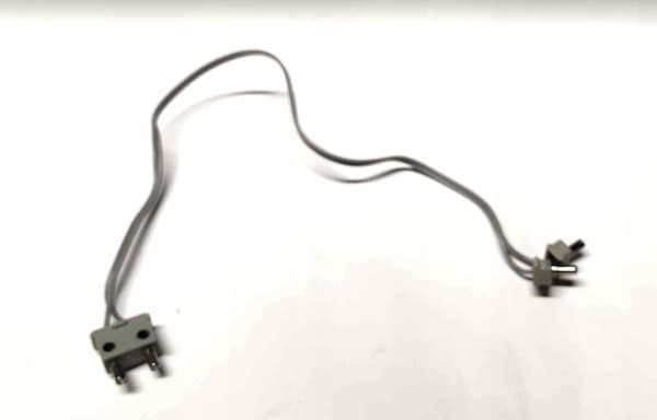 131a4. LEGO Train Cable, 9V, 12V, 4.5V, length approx. 26 cm, 930223