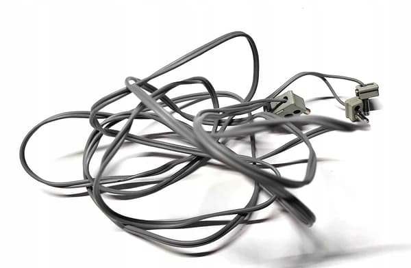 131a3. LEGO Train Cable, 9V, 12V, 4.5V, length approx. 76 cm, 930223