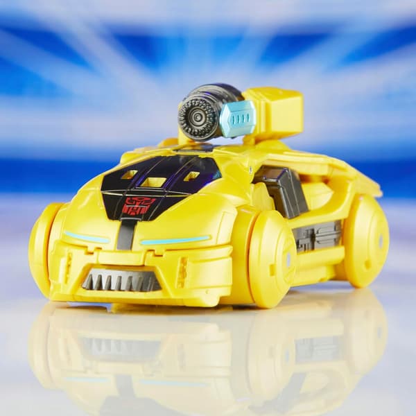 Hasbro Transformers One Bumblebee (B-127) figurine, 12.5 cm