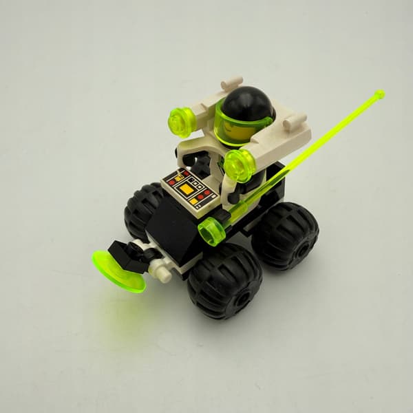 Lego Space Blacktron II 6812 – Grid Trekkor
