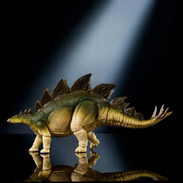 COLLECTOR’S STEGOSAURUS DINOSAUR FIGURINE WITH A RIGID TAIL