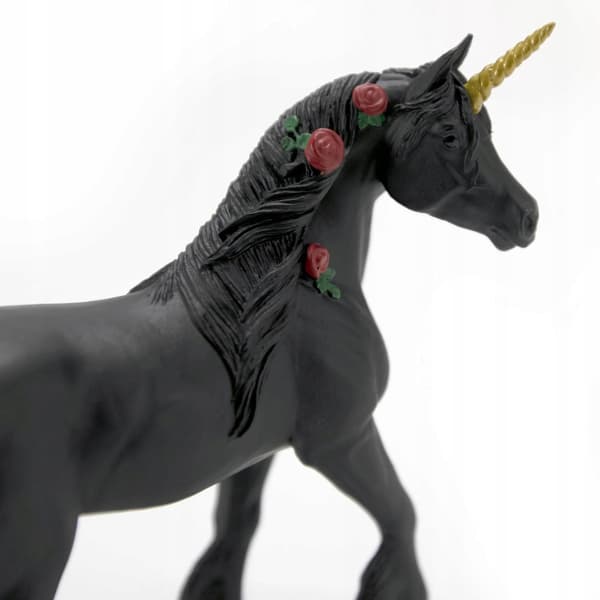 SAFARI LTD TWILIGHT UNICORN FIGURINE 100741