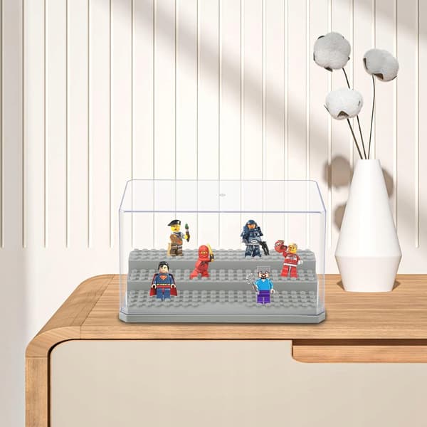 TRANSPARENT DISPLAY CASE FOR COLLECTOR’S FIGURINES – ELEGANT, THREE-TIERED