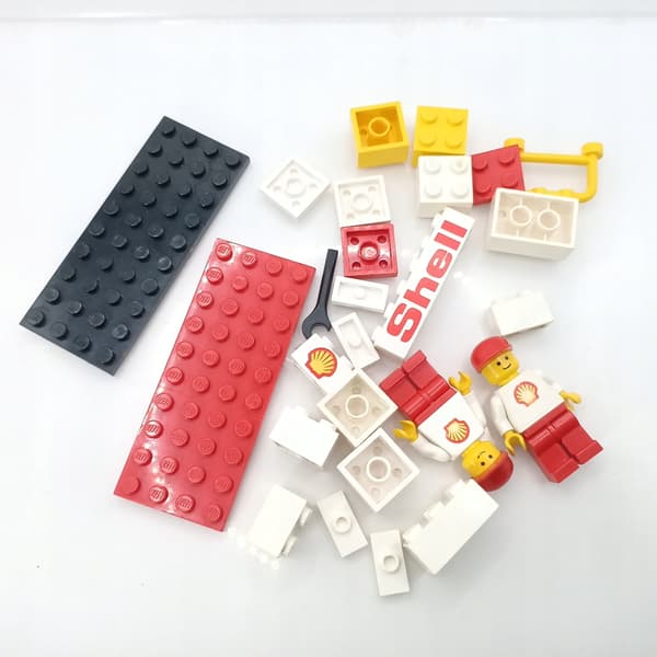 LEGO Town 1470 Shell Petrol Station