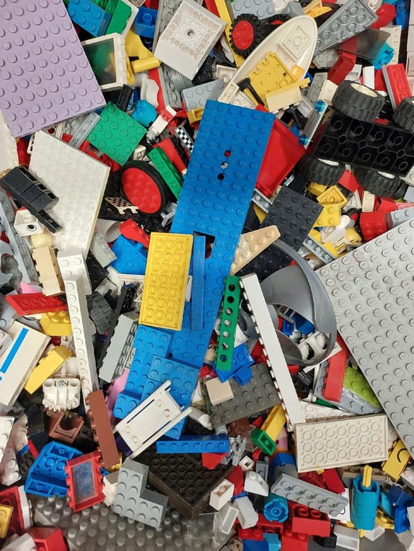 MIX Bricks 4 kg – LEGO + Unsorted second-grade replacements, random selection