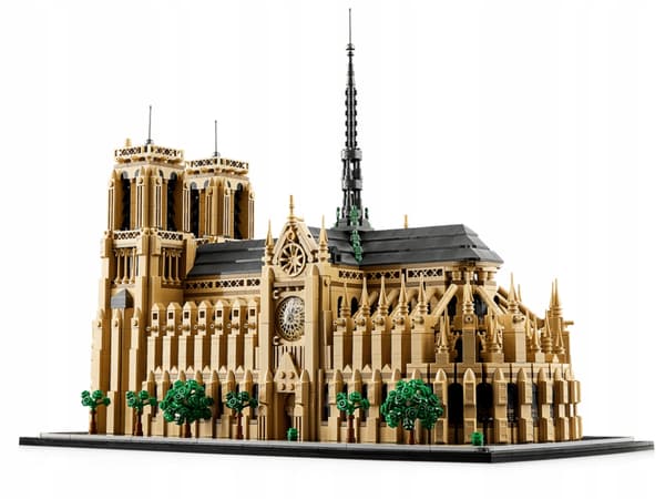 LEGO Architecture 21061 Notre-Dame in Paris