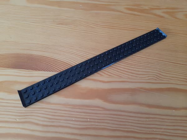 Display frame for minifigures and LEGO figures, adjustable shelves