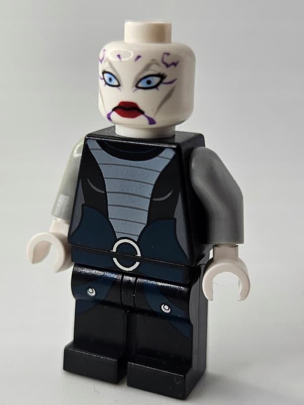 Lego Star Wars minifigure sw0318 Asajj Ventress DEFECT /